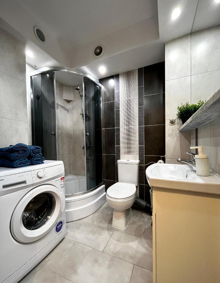 Charmig Apartment Cracovia Esterno foto